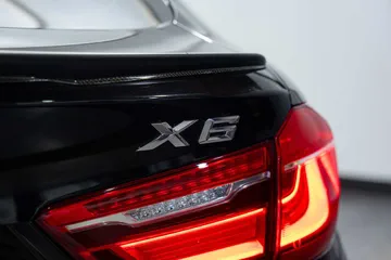2018 BMW X6 xDrive50i thumbnail