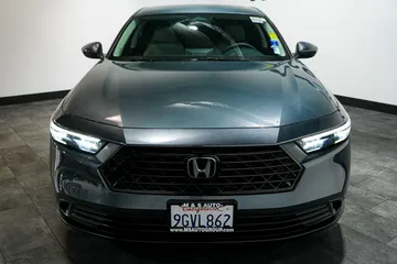 2023 Honda Accord EX thumbnail