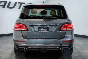 2017 Mercedes-Benz GLE 350 4MATIC thumbnail