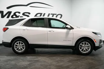 2022 Chevrolet Equinox LT thumbnail
