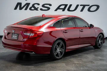 2021 Honda Accord Touring thumbnail