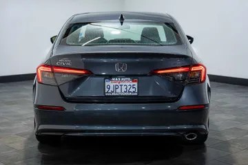 2024 Honda Civic Sport thumbnail