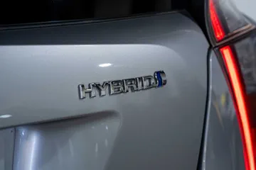 2017 Toyota Prius Two thumbnail