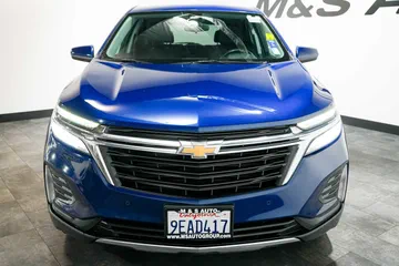2022 Chevrolet Equinox LT thumbnail