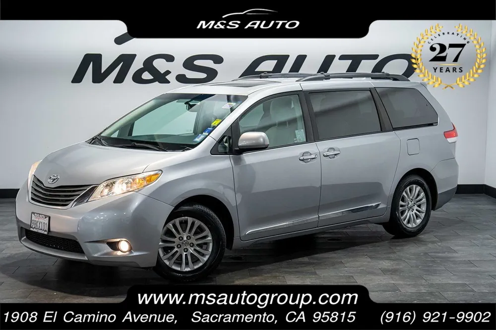 2013 Toyota Sienna XLE