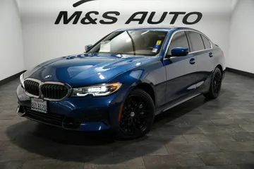 2022 BMW 3 Series 330i thumbnail