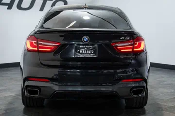 2018 BMW X6 xDrive50i thumbnail