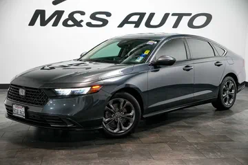 2023 Honda Accord EX thumbnail