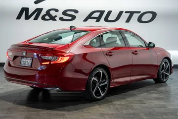2022 Honda Accord Sport thumbnail
