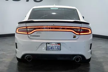 2020 Dodge Charger Scat Pack thumbnail