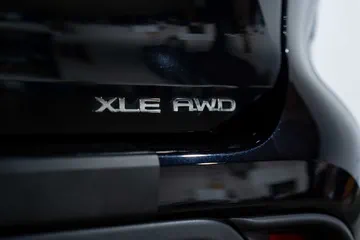 2022 Toyota Highlander XLE thumbnail