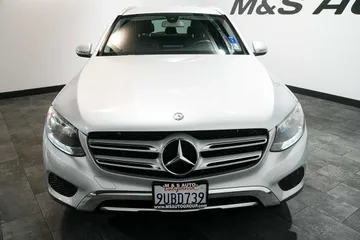 2017 Mercedes-Benz GL SUV thumbnail