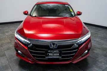 2021 Honda Accord Touring thumbnail