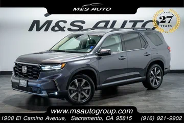 2024 Honda Pilot Touring thumbnail