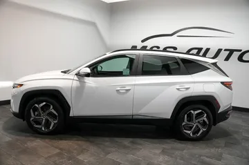 2023 Hyundai Tucson SEL thumbnail