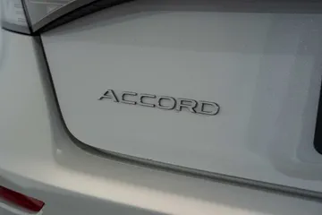 2023 Honda Accord LX thumbnail